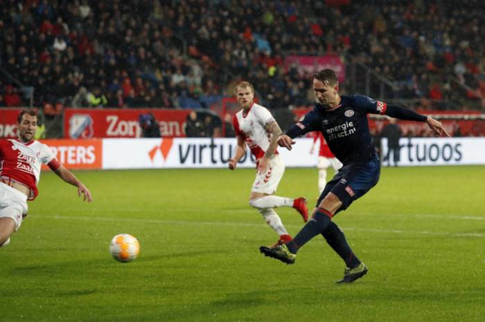 Menganalisis AZ Alkmaar vs FC Utrecht: Sejarah dan Prediksi